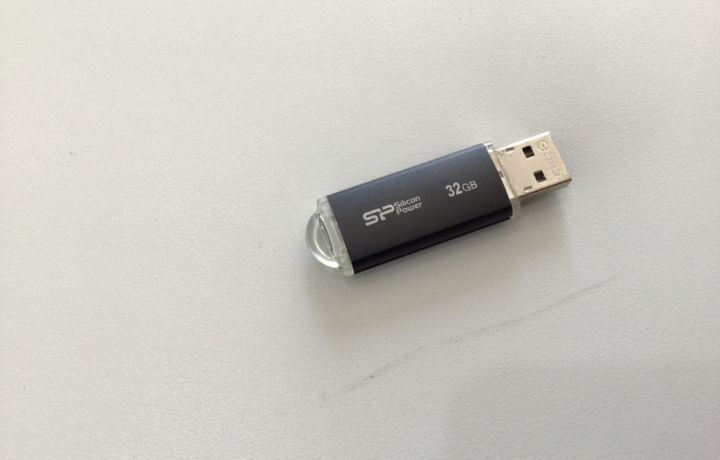 USBメモリ【Silicon Power Ultima Ⅱ I-Series 32GB】データ復旧（個人ユーザーN様｜富山県）