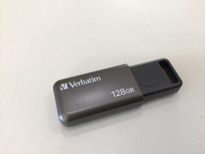 USBメモリ【Verbatim Japan SLM128GZV1 128GB】データ復旧（個人ユーザーZ様｜富山県）