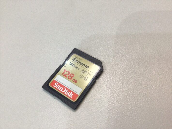 SDカード【SanDisk EXTREME 128GB】データ復旧(個人ユーザーH様|富山県)